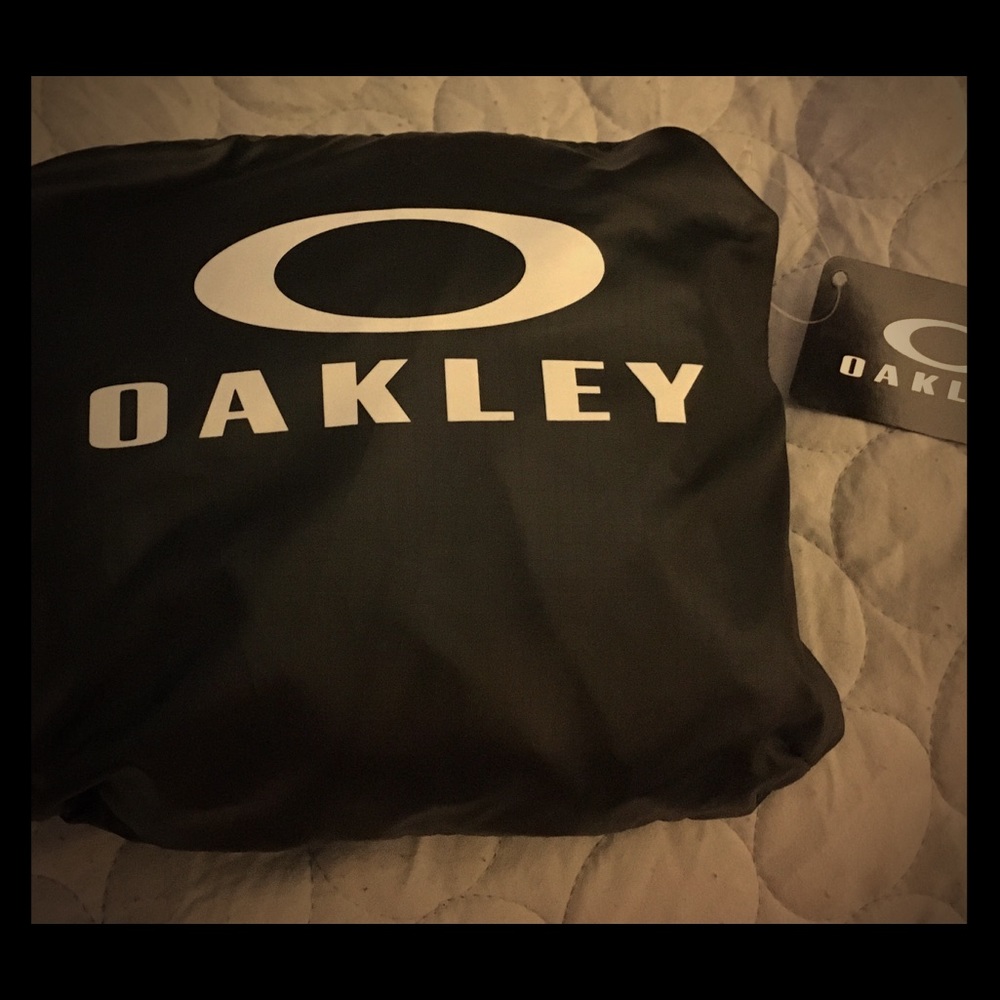 Oakley Blackout Packable Backpack. NWT!